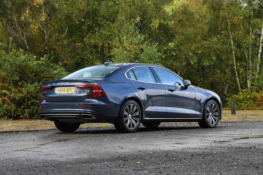  Volvo S60 T5 Inscription 2019 года  (UK) (фото 5 из 12)